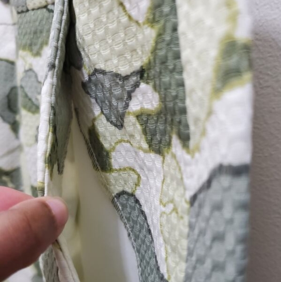 CLUB MONACO - ARMY PRINT SKIRT WITH POCKETS - Picture 3 of 6